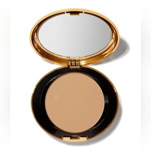 Relevant Delight 32 Rele-Blur Soft Focus Powder Foundation New In Box